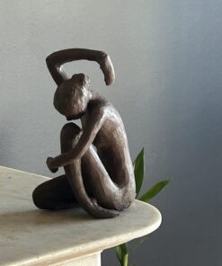 sculpture en argile faite à la main eve